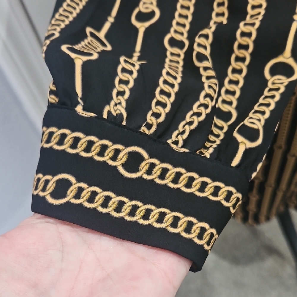 Banana Republic Elegant Black and Gold Chain Dress - Picture 5 of 8